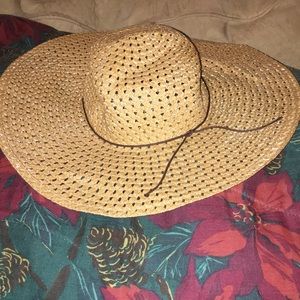 SUN HAT